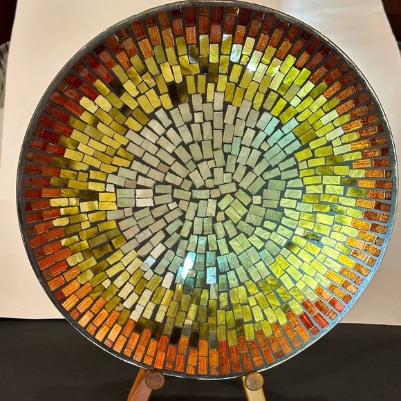 Mosaic Plate. Don't know much about it but beautiful, made with stained glass - Picture 7 of 9